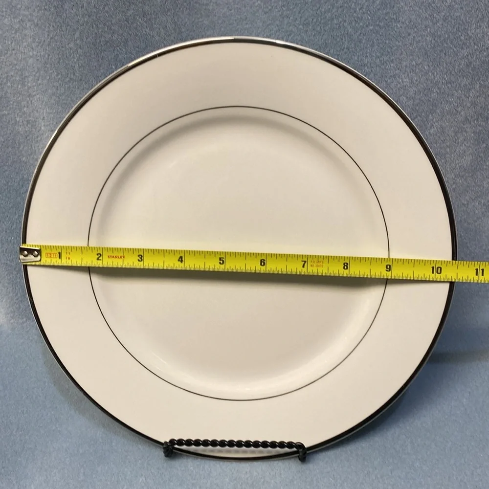2-Wallace Porcelain and Platinum Dinner Plates 10-5/8 inch (set of two)